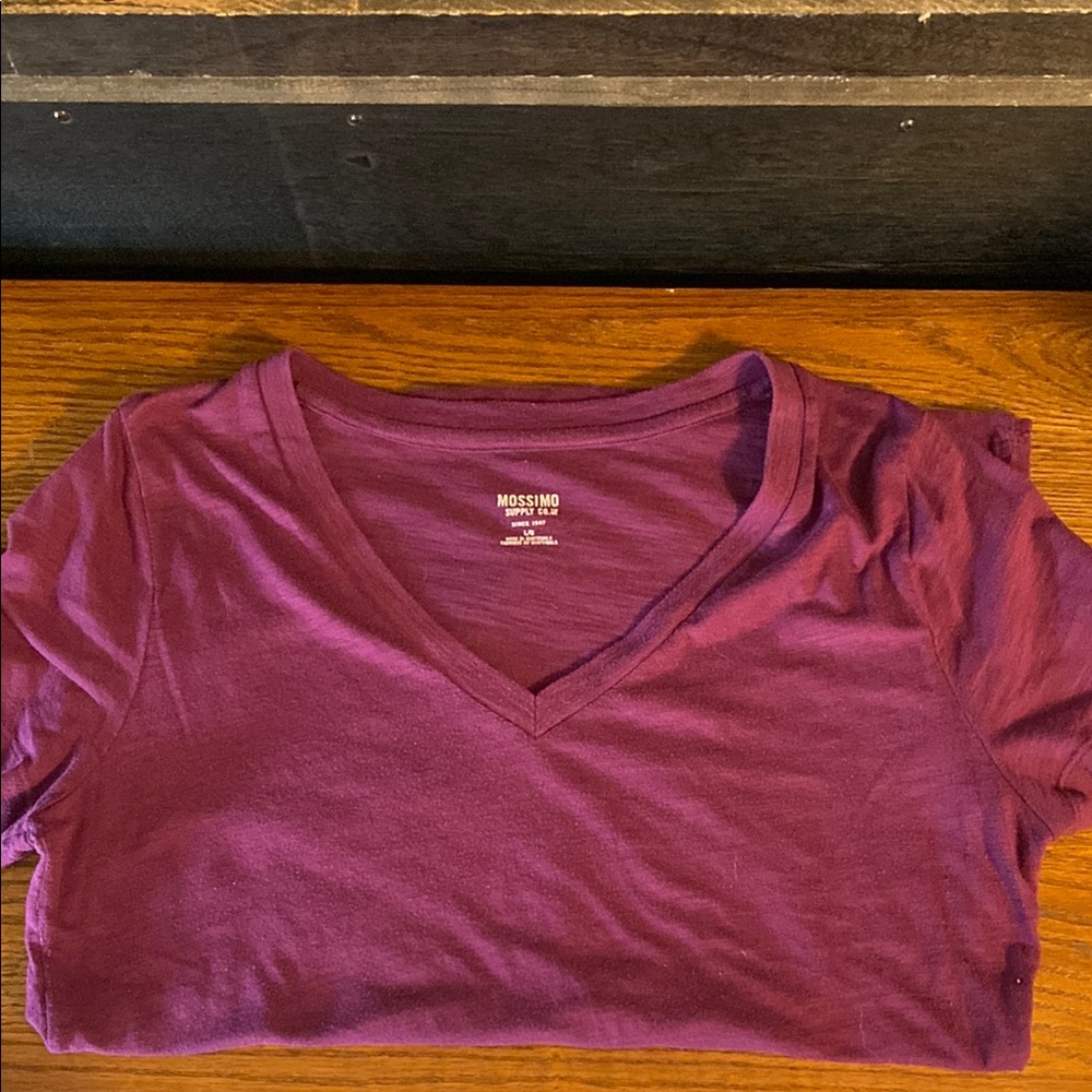 Mossimo Supply Co. Purple Fitted V-Neck T-Shirt